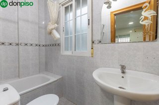 Casa adosada en venta en Maracena