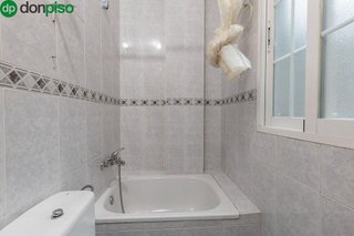 Casa adosada en venta en Maracena