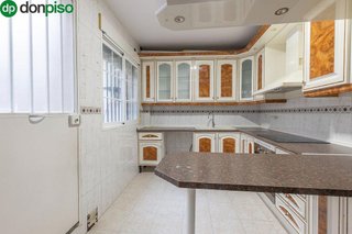 Casa adosada en venta en Maracena