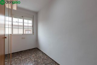 Casa adosada en venta en Maracena