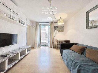 Piso en venta en El Raval en Barcelona