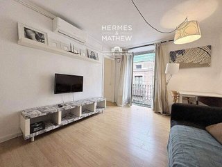 Piso en venta en El Raval en Barcelona
