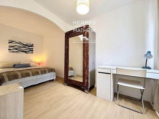 Piso en venta en El Raval en Barcelona