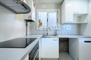 Ático en venta en El Castell-Poble Vell en Castelldefels