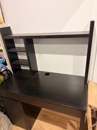 Mesa de Escritorio Negro con Estantería y cajonera