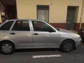 SEAT Ibiza 2001