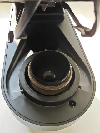 Macchina del caffè Nespresso Virtuo Pop GCV2