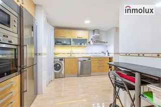 Piso en venta en Altozano - Conde Lumiares en Alicante
