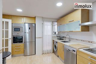 Piso en venta en Altozano - Conde Lumiares en Alicante