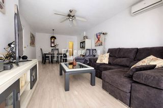 Piso en venta en Zona Puerto Deportivo en Fuengirola