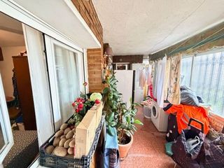 Piso en venta en El Barral Ferial en Coslada