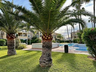 Piso en venta en Les Marines/Las Marinas en Dénia