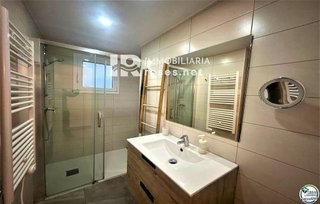 Piso en venta en Port Esportiu - Puig Rom - Canyelles en Roses