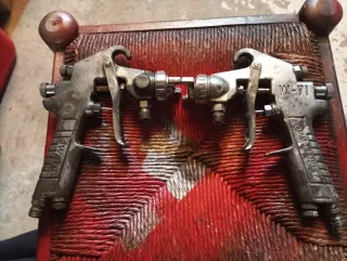 Pistola pintar Anest Iwata W-71 las dos