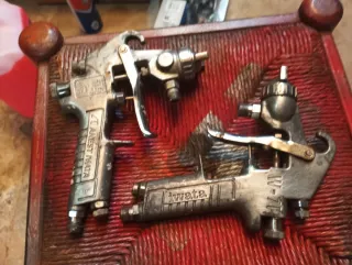 Pistola pintar Anest Iwata W-71 las dos