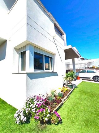 Casa pareada en venta en La Conarda en Pobla de Vallbona (la)