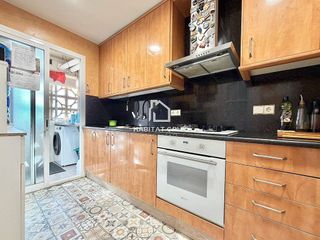 Piso en venta en Santa Eugènia en Girona