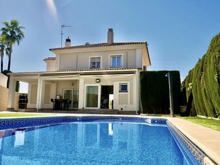 Chalet en venta en Montequinto en Dos Hermanas