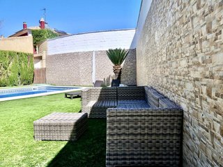 Chalet en venta en Montequinto en Dos Hermanas
