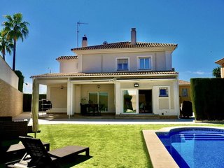 Chalet en venta en Montequinto en Dos Hermanas