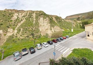 Casa adosada en venta en Crta. De la Sierra en Granada