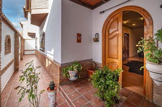 Casa adosada en venta en San Francisco - Chorillo en Gabias (Las)