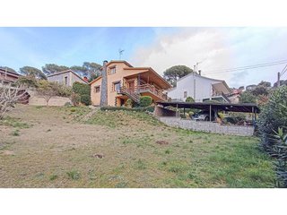 Casa en venta en Llinars del Valles