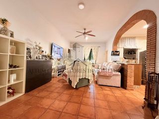 Chalet en venta en La Paz en Alcalá de Guadaira