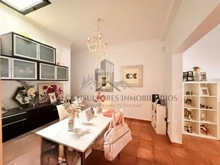 Chalet en venta en La Paz en Alcalá de Guadaira