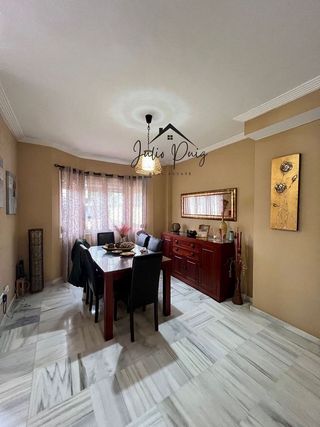 Casa pareada en venta en Coria del Río