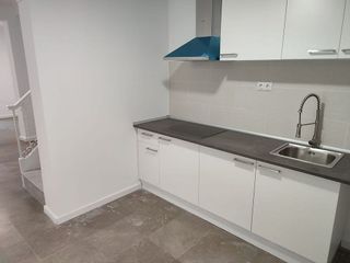 Casa adosada en venta en Coín