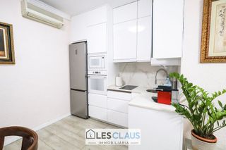 Piso en venta en Sant Antoni en Barcelona