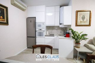 Piso en venta en Sant Antoni en Barcelona