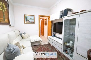 Piso en venta en Sant Antoni en Barcelona