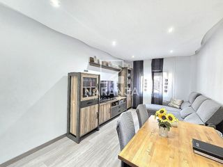 Piso en venta en Singuerlín - Can Franquesa - Les Oliveres en Santa Coloma de Gramanet