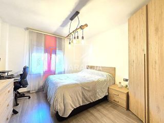 Piso en venta en Singuerlín - Can Franquesa - Les Oliveres en Santa Coloma de Gramanet