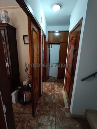 Casa adosada en venta en Lucena