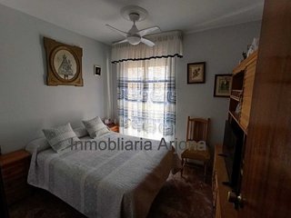 Casa adosada en venta en Lucena