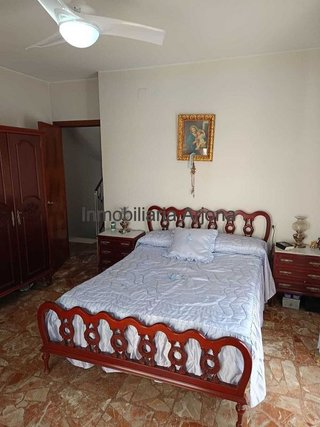 Casa adosada en venta en Lucena