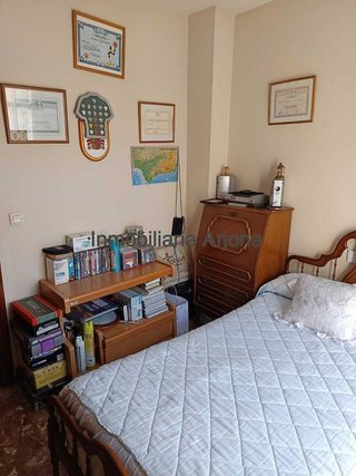 Casa adosada en venta en Lucena