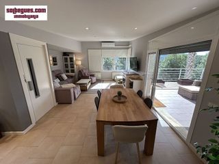 Chalet en venta en Begues