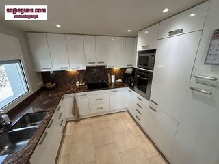 Chalet en venta en Begues