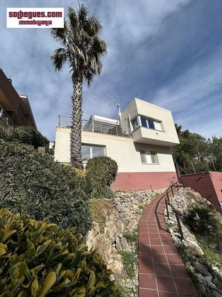 Chalet en venta en Begues