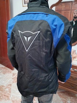 Chaqueta Negra Moto