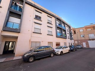 Piso en venta en Roquetas Centro en Roquetas de Mar