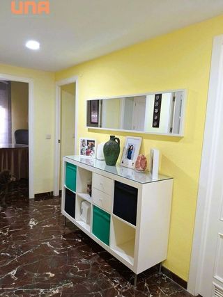 Piso en venta en Santa Rosa - Valdeolleros en Córdoba