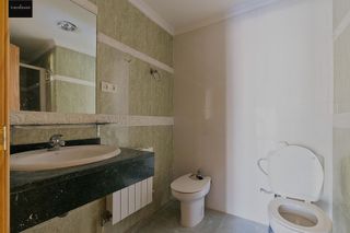 Piso en venta en Polígono Cartuja – La Paz en Granada