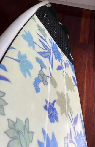 Tabla de surf India + quillas Futures