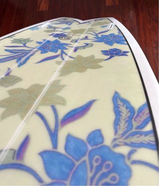 Tabla de surf India + quillas Futures
