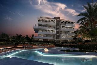 Piso en venta en Los Álamos en Torremolinos